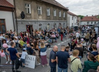 W piątek ulica Biała znów tętniła życiem! – ZDJĘCIA