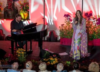 Magia polskiej estrady na Zamku w Niepołomicach. Anna Rusowicz i Rafał Stępień oczarowali publiczność – ZDJĘCIA