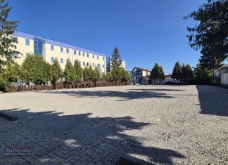 Bochnia. Nowy parking blisko dworca PKP i hali sportowej pomieści 80 aut