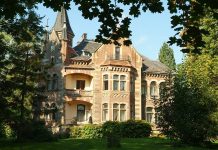 „Kobiety Małopolski” w Pałacu Żeleńskich. Kiermasz, wykład i muzyka dawna