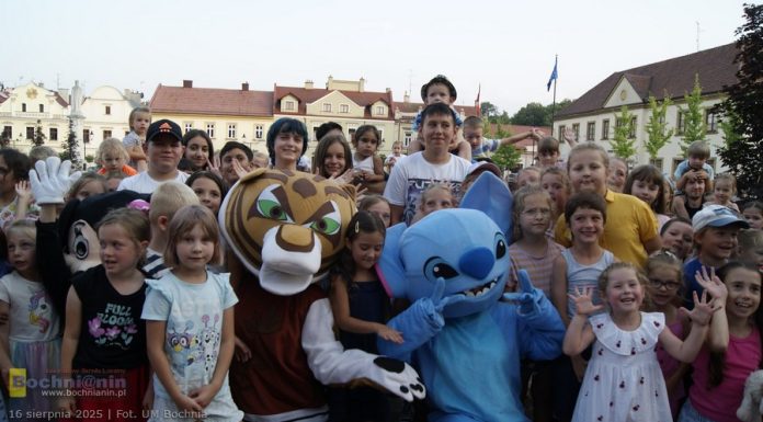 Bajkowe postacie zawitały do centrum Bochni – ZDJĘCIA