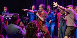 Bochnia. Festiwal GospeLOVE Lato 2025 rozpoczęty! Za nami energetyczna inauguracja w kinie Regis – ZDJĘCIA