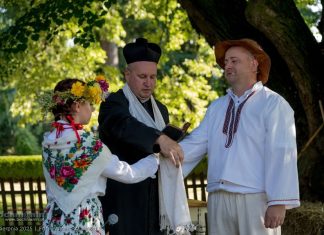 „Koncert pod lipą” i sceny z „Chłopów” w Bieńkowicach – ZDJĘCIA