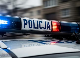 Pościg za kierowcą z dożywotnim zakazem prowadzenia. Uciekał przed policją przez kilka miejscowości