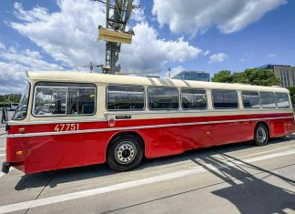 Retrobus wyjedzie na ulice Bochni! Scania CR111M z 1978 roku atrakcją 18. Weekendu z Zabytkami
