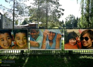 Wystawa Elżbiety Dzikowskiej „Uśmiech Świata” w Bochni