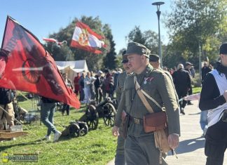 Trwają Pola Chwały w Niepołomicach. W niedzielę parada i „okazowanie wojska wszelakiego” – ZDJĘCIA