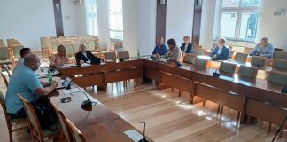 Bochnia. Radni komisji oświaty dopytywali o żłobek i przedszkole na os. Jana