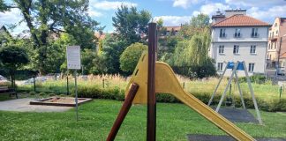 Parking kosztem placu zabaw? Władze Bochni szukają rozwiązania