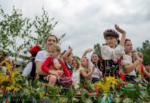 Dożynki Gminne w Grobli. Tradycja i koncerty gwiazd – ZDJĘCIA