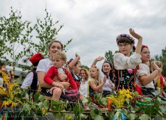 Dożynki Gminne w Grobli. Tradycja i koncerty gwiazd – ZDJĘCIA