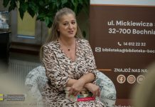 Biblioteka w Bochni. Spotkanie z Edytą Świętek – ZDJĘCIA