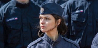 Z klasy policyjnej prosto do służby. Absolwentka II LO w Bochni już w policyjnym mundurze