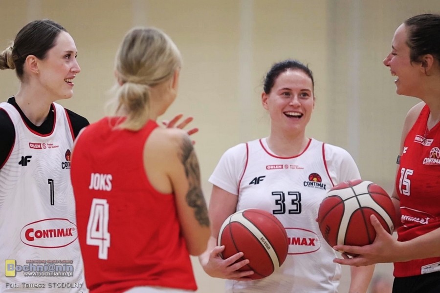 Koszykówka. W weekend sparingowy turniej w Bochni. Okazja by zobaczyć nowy zespół! – WIDEOKLIP