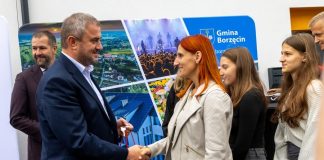 Uroczyste otwarcie osiedla SIM Małopolska w Łękach. Pierwsi lokatorzy odebrali klucze – ZDJĘCIA