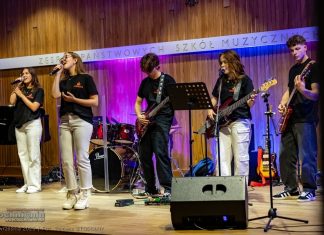 Bochnia. Koncert „Wehikuł czasu – przeboje XX wieku” – ZDJĘCIA
