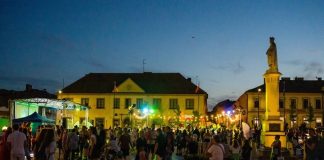 W ten piątek potańcówka na Rynku. Tak było rok temu – WIDEO