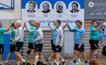 IX Memoriał Trenerów Piłki Ręcznej w Bochni – sportowa rywalizacja i pamięć o wybitnych szkoleniowcach – ZDJĘCIA