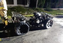 Pożar quada w Dziewinie – pojazd doszczętnie spłonął