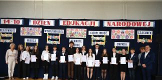 Bochnia. Nagrody dla nauczycieli i najlepszych uczniów podczas Obchodów Dnia Edukacji Narodowej – LISTA, ZDJĘCIA