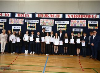 Bochnia. Nagrody dla nauczycieli i najlepszych uczniów podczas Obchodów Dnia Edukacji Narodowej – LISTA, ZDJĘCIA