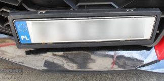 Bochnia. Na pojeździe posiadał mechanizm pozwalający na zmianę tablic rejestracyjnych