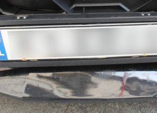 Bochnia. Na pojeździe posiadał mechanizm pozwalający na zmianę tablic rejestracyjnych