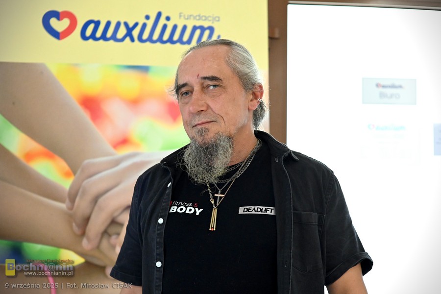 Mirosław Cibor z Fundacji Auxilium o dostępności i potrzebach osób z niepełnosprawnościami – WYWIAD