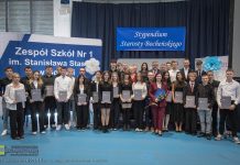 Stypendia i Nagrody Starosty Bocheńskiego. Wyróżniono 84 uczniów i 19 nauczycieli – LISTA i ZDJĘCIA