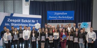 Stypendia i Nagrody Starosty Bocheńskiego. Wyróżniono 84 uczniów i 19 nauczycieli – LISTA i ZDJĘCIA