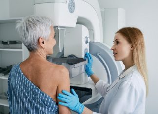 Zbadaj piersi w mammobusie – październikowe badania w Bochni i Żegocinie