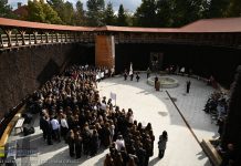 „Potężni ślubują w tężni”. Ślubowanie pierwszoklasistów I LO w wyjątkowej scenerii