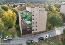 Kolejny mural na os. Niepodległości. Witos dołączył do Piłsudskiego i Paderewskiego