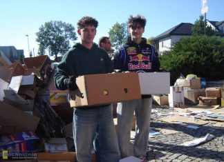 Rekordowa zbiórka w Bochni. Ponad 46 ton makulatury na budowę szpitala w Kamerunie