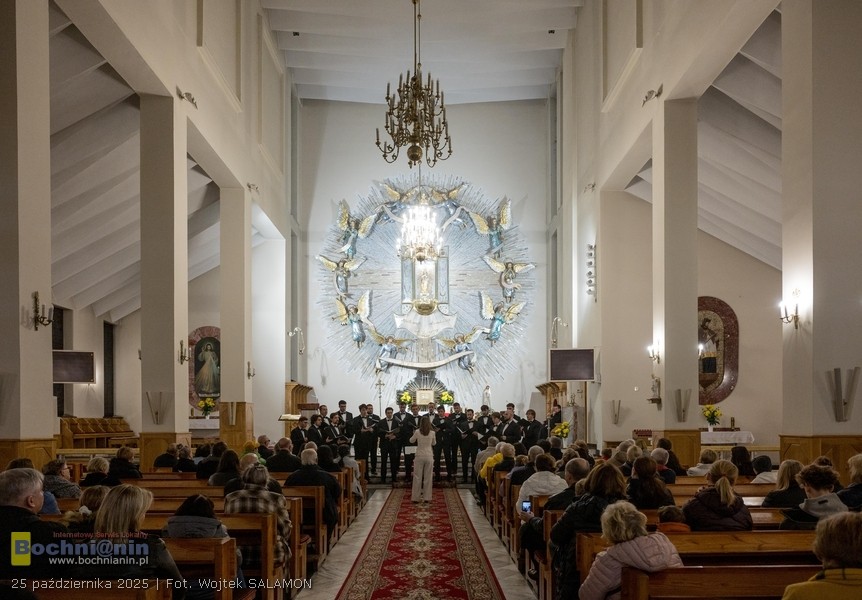 Bochnia. Chór Męski Cantores Sancti Nicolai wystąpił w kościele Św. Jana – ZDJĘCIA