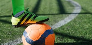 🔸 Rola kapitana w drużynie piłkarskiej. Za co jest odpowiedzialny?