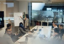 🔸 Automatyzacja procesów biznesowych w erze cyfrowej transformacji – low-code BPM na przykładzie platformy WEBCON