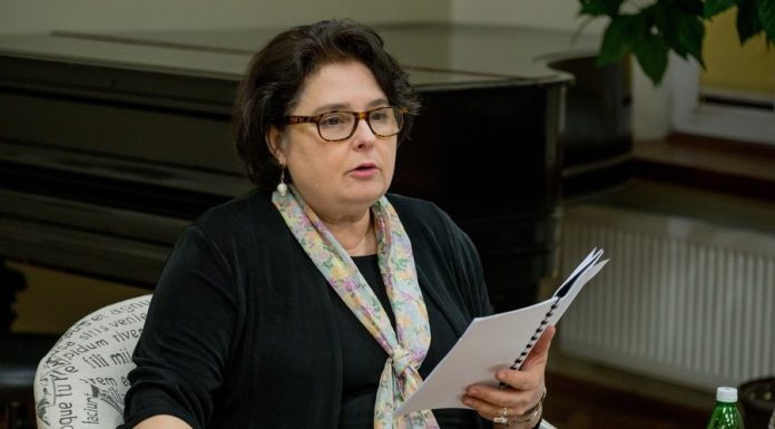 Biblioteka w Bochni. Wieczór poetycki Katarzyny Zechenter – ZDJĘCIA