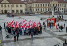 Happening „Kocham Polskę” na Rynku w Bochni – ZDJĘCIA