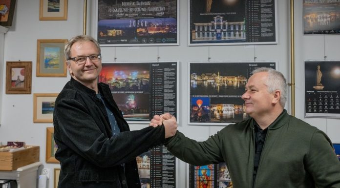 „Bochnia nocą”. Premiera kalendarza na 2026 rok – ZDJĘCIA