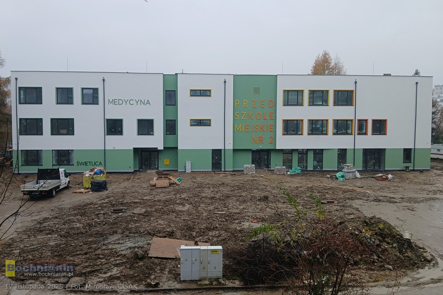 Bochnia. Budynek wielofunkcyjny na os. Niepodległości czeka na odbiór. Kiedy otwarcie?