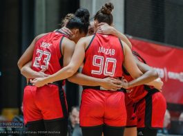 Katastrofa w drugiej kwarcie pogrążyła Contimax MOSiR. Świetne Moore i Walczak nie wystarczyły w Toruniu