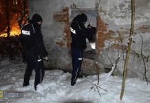 Bocheńscy dzielnicowi prowadzą działania mające pomóc osobom narażonym na wychłodzenie w okresie jesienno-zimowym