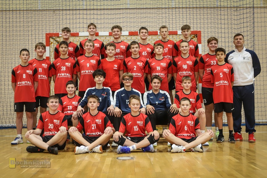 MOSiR Bochnia najlepszy w Mielcu! Młodzicy wygrali Niepodległościowy Turniej Piłki manualnej
