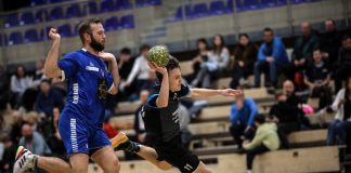 Piłka ręczna. Zacięty bój z Hutnikiem. MOSiR Bochnia minimalnie przegrał w 8. kolejce II ligi