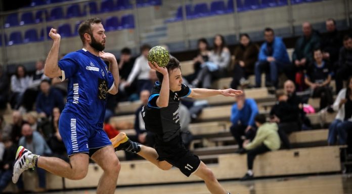 Piłka ręczna. Zacięty bój z Hutnikiem. MOSiR Bochnia minimalnie przegrał w 8. kolejce II ligi