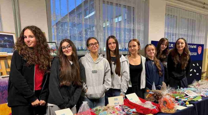 Bochnia. Małe serca – wielka pomoc! Aukcja charytatywna w SP Nr 2