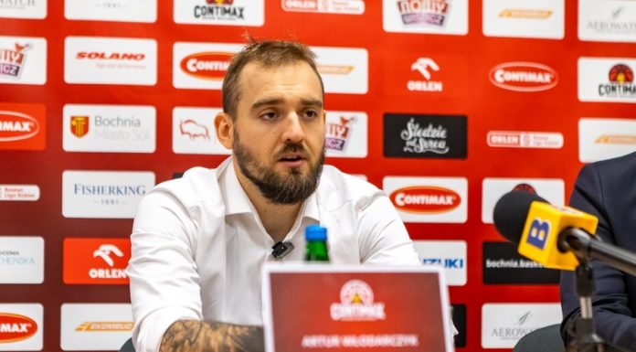 Trener Artur Włodarczyk dla „TEMI”: Czeka nas wiele pracy, aby na nowo poukładać naszą grę