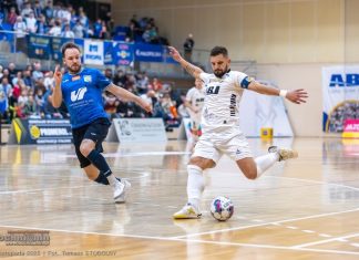 Kanonada BSF! Bochnia rozgromiła Katowice aż 10:2. Hat-trick Sebastiana Leszczaka – ZDJĘCIA