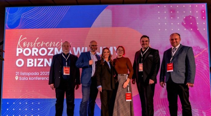 Konferencja „Porozmawiajmy o biznesie” w Trzcianie zgromadziła przedsiębiorców z regionu – ZDJĘCIA